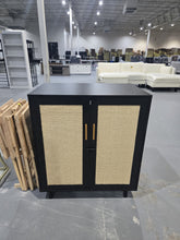 Cargar imagen en el visor de la galería, New Large Cat Litter Box Enclosure,Hidden Kitty Litter Furniture with Sisal Covered Doors,2-Layer Wooden Cat Washroom Cabinet w/Adjustable Shelf, Side Table for Living Room,Black