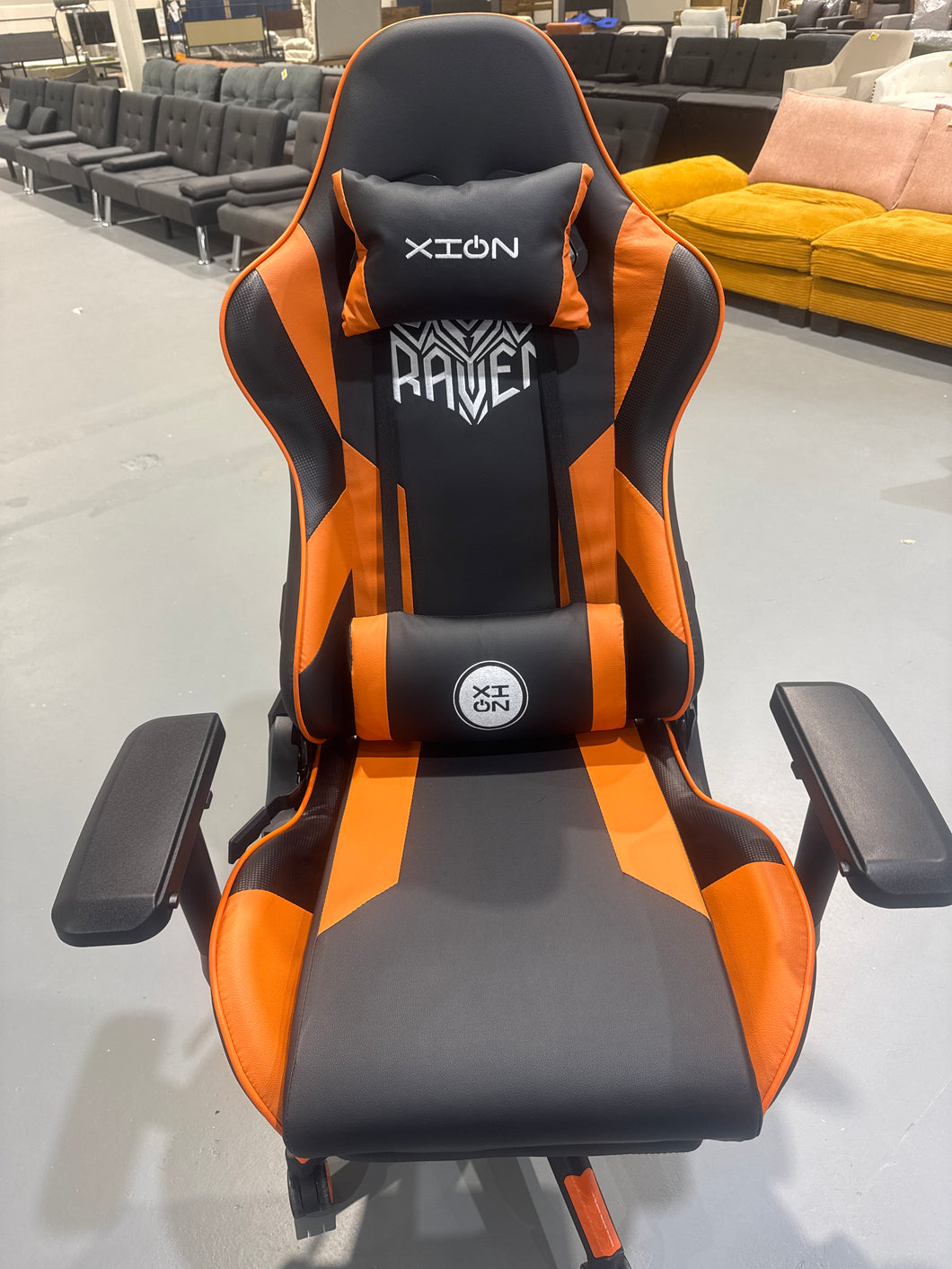 Gaming Chair With Vibration Massage ,Footrest and Lumbar Support, Adjustable Arms, Height Adjustable，High Back Reclining Computer Chair 360-Swivel(Black&Orange)
